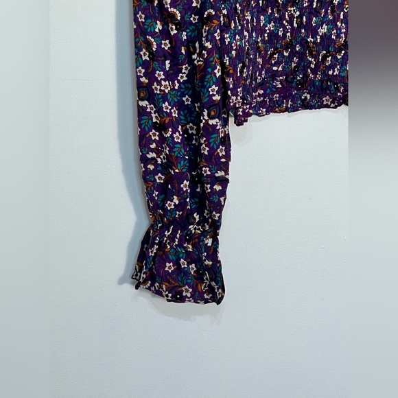 Band Of The Free AGATHE PURPLE FLORAL SMOCKED TOP Medium - Picture 3 of 9